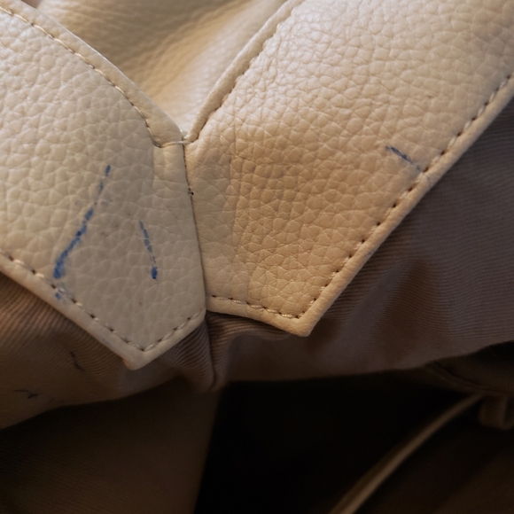 Cold water Creek Cream Leather Handbag - Picture 6 of 8